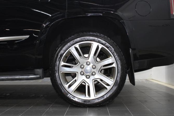 Cadillac Escalade IV с пробегом 2015 года, цена 5 555 000 рублей, 145789 км, внедорожник, Автокод Объявления