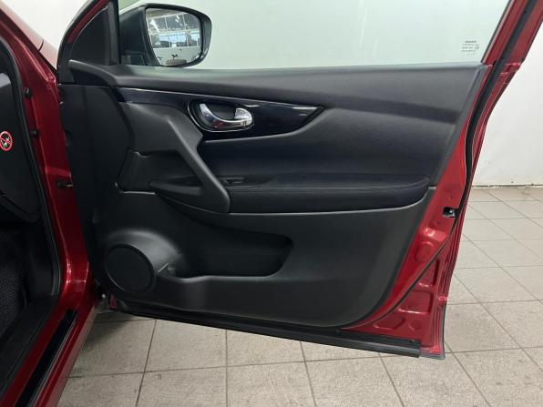 Nissan Qashqai II с пробегом 2017 года, цена 1 550 000 рублей, 132500 км, внедорожник, Автокод Объявления