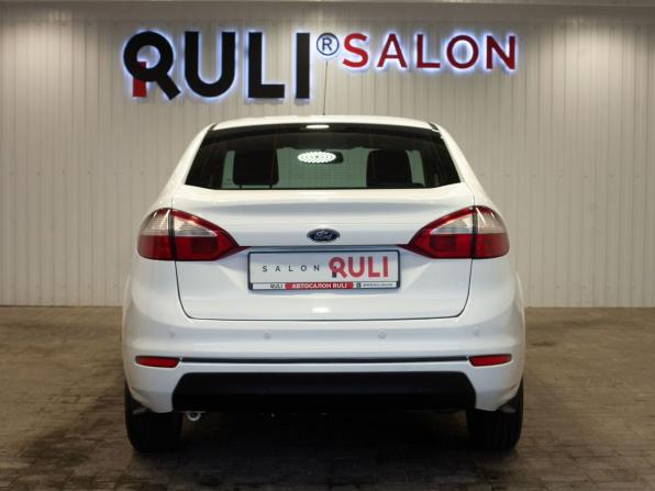 Ford Fiesta Mk6 Рестайлинг с пробегом 2015 года, цена 720 000 рублей, 149169 км, седан, Автокод Объявления