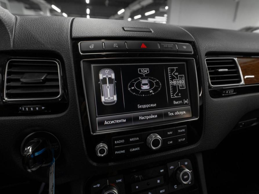 Volkswagen Touareg II Рестайлинг Москва  - изображение 22