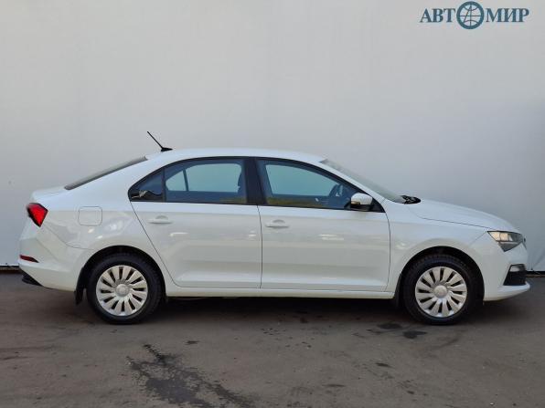 Skoda Rapid II с пробегом 2020 года, цена 1 400 000 рублей, 79132 км, лифтбек, Автокод Объявления