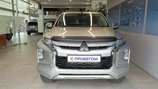 Mitsubishi L200 V Рестайлинг с пробегом 2019 года, цена 2 399 000 рублей, 111664 км, пикап, Автокод Объявления