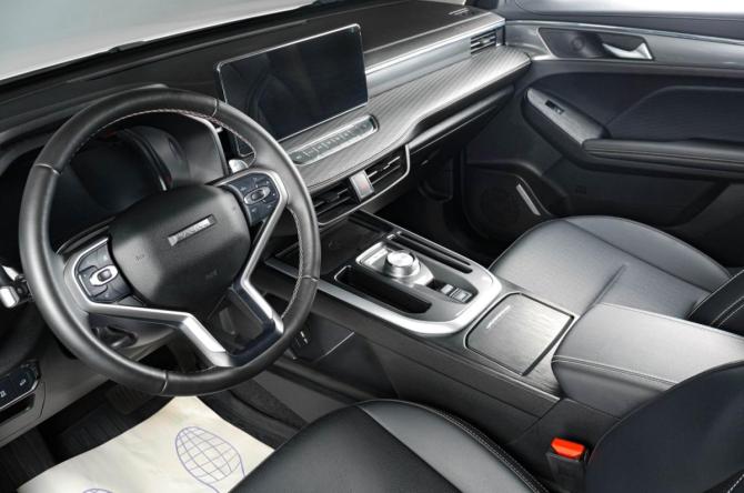 Haval Jolion I Рестайлинг с пробегом 2025 года, цена 2 349 000 рублей, 16441 км, внедорожник, Автокод Объявления