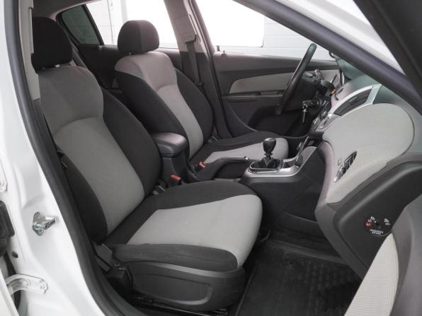 Chevrolet Cruze I Рестайлинг с пробегом 2014 года, цена 770 000 рублей, 198989 км, хэтчбек, Автокод Объявления