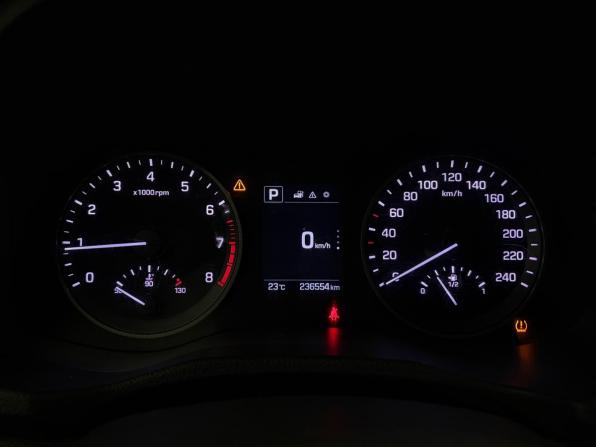 Hyundai Tucson III с пробегом 2017 года, цена 1 697 000 рублей, 236356 км, внедорожник, Автокод Объявления