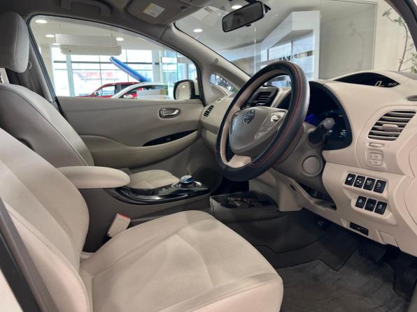Nissan Leaf I (ZE0/AZE0) с пробегом 2013 года, цена 685 000 рублей, 115304 км, хэтчбек, Автокод Объявления