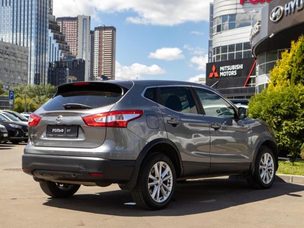 Nissan Qashqai II с пробегом 2018 года, цена 1 378 000 рублей, 213298 км, внедорожник, Автокод Объявления