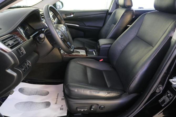 Toyota Camry VII (XV50) Рестайлинг с пробегом 2016 года, цена 1 719 000 рублей, 92000 км, седан, Автокод Объявления