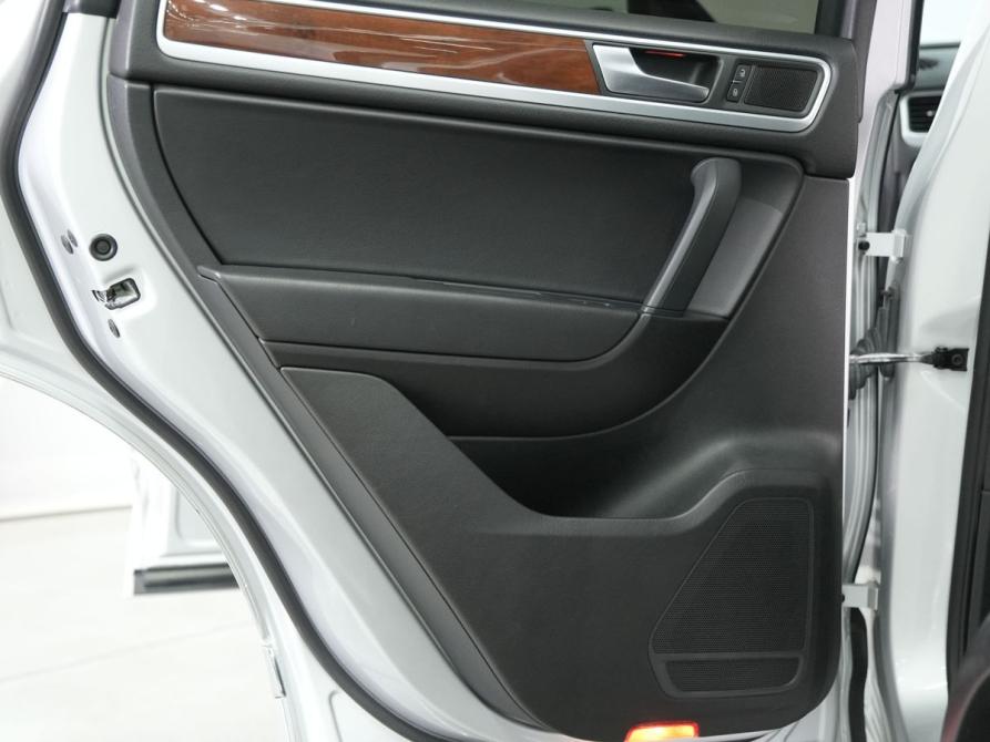 Volkswagen Touareg II Новосибирск  - изображение 8