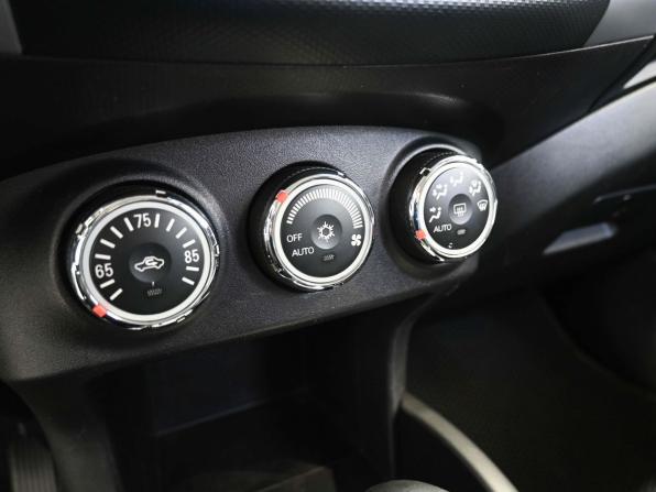Mitsubishi Outlander II Рестайлинг с пробегом 2010 года, цена 1 049 900 рублей, 371000 км, внедорожник, Автокод Объявления