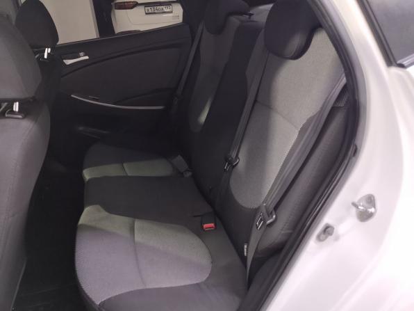 Hyundai Solaris I с пробегом 2013 года, цена 850 000 рублей, 180560 км, седан, Автокод Объявления