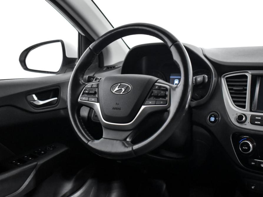 Hyundai Solaris II Санкт-Петербург  - изображение 15