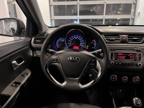 Kia Rio III Рестайлинг с пробегом 2017 года, цена 1 000 000 рублей, 194875 км, седан, Автокод Объявления