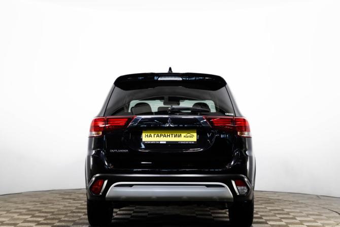 Mitsubishi Outlander III Рестайлинг 3 с пробегом 2021 года, цена 2 299 000 рублей, 169000 км, внедорожник, Автокод Объявления