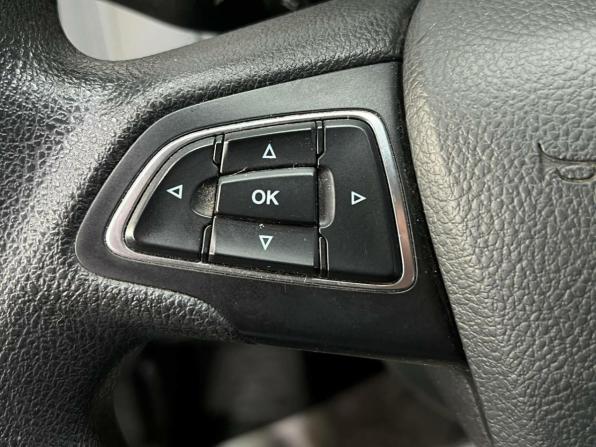 Ford Focus III Рестайлинг с пробегом 2017 года, цена 930 000 рублей, 122459 км, седан, Автокод Объявления