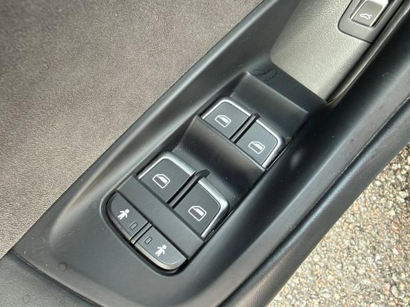 Audi A6 IV (C7) Рестайлинг с пробегом 2016 года, цена 2 325 000 рублей, 109000 км, седан, Автокод Объявления