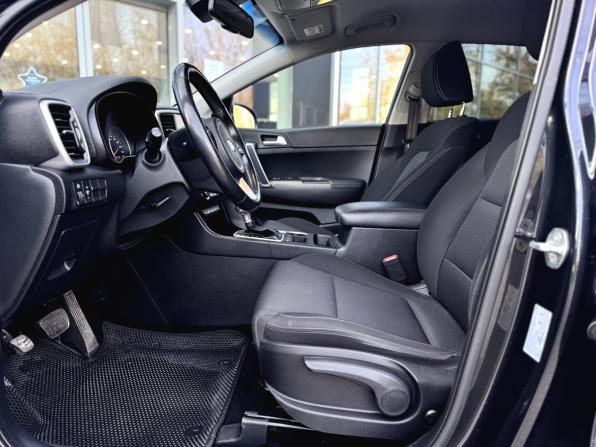 Kia Sportage IV Рестайлинг с пробегом 2021 года, цена 2 650 000 рублей, 92527 км, внедорожник, Автокод Объявления