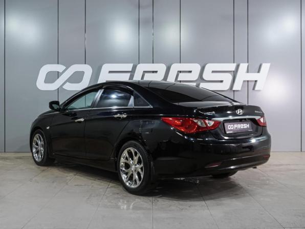 Hyundai Sonata VI (YF) с пробегом 2011 года, цена 939 000 рублей, 252268 км, седан, Автокод Объявления
