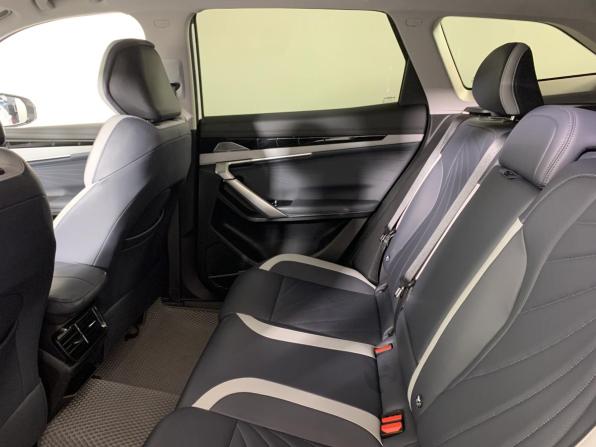 Geely Atlas II с пробегом 2024 года, цена 2 989 000 рублей, 29322 км, внедорожник, Автокод Объявления
