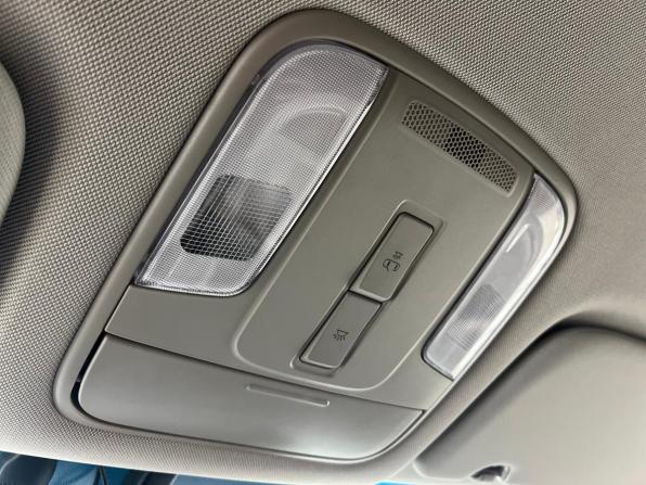 Kia Carnival III с пробегом 2020 года, цена 2 685 000 рублей, 89145 км, минивэн, Автокод Объявления