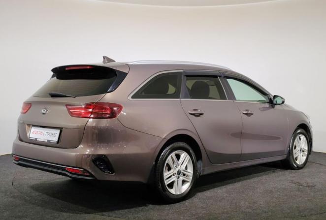 Kia Ceed III с пробегом 2021 года, цена 1 900 000 рублей, 137110 км, универсал, Автокод Объявления