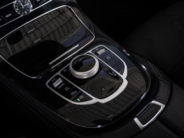 Mercedes-Benz E-Класс V (W213 S213 C238) с пробегом 2016 года, цена 2 785 000 рублей, 168592 км, седан, Автокод Объявления