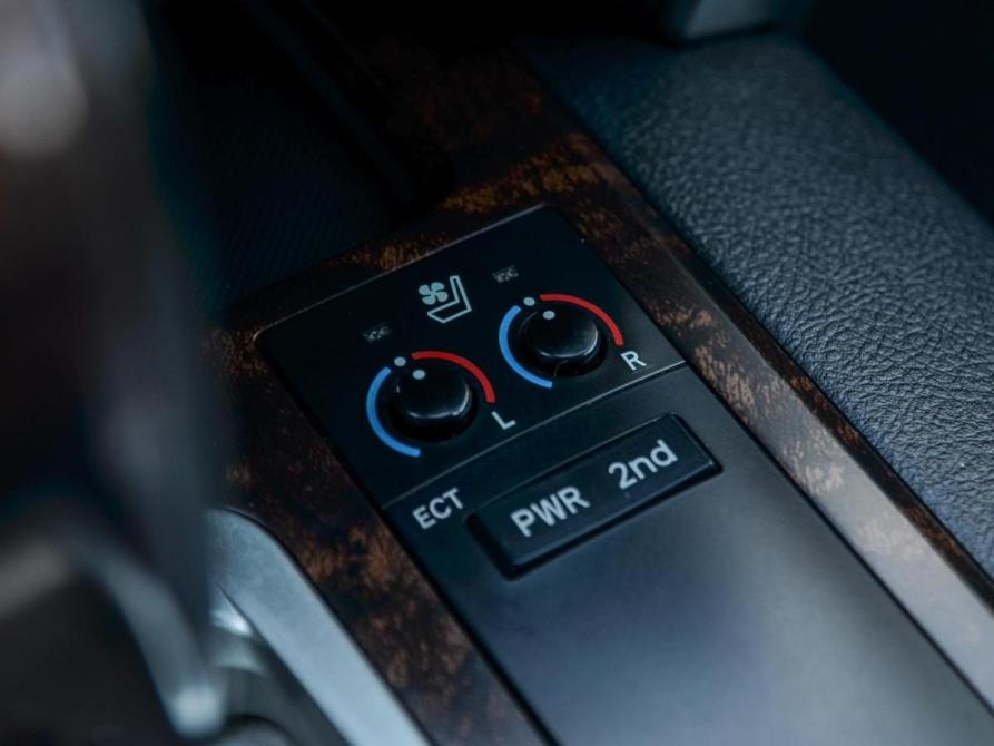 Toyota Land Cruiser 200 Series Рестайлинг 1 Курган  - изображение 15