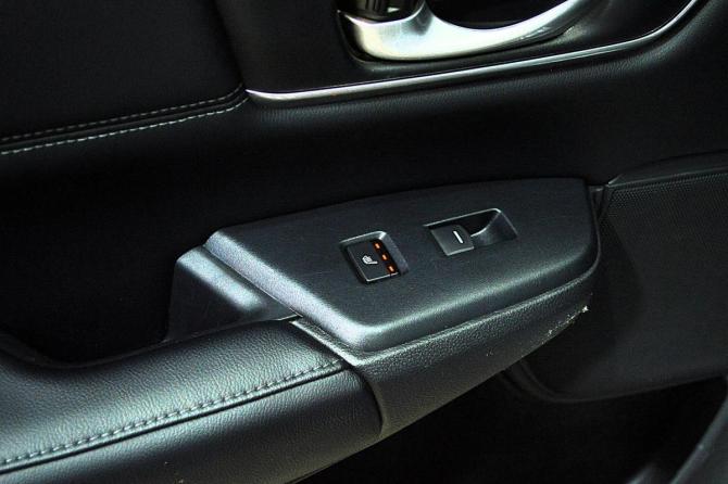 Honda CR-V V с пробегом 2018 года, цена 2 625 000 рублей, 164000 км, внедорожник, Автокод Объявления