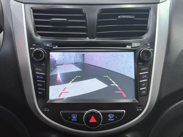 Hyundai Solaris I с пробегом 2013 года, цена 895 000 рублей, 128076 км, седан, Автокод Объявления