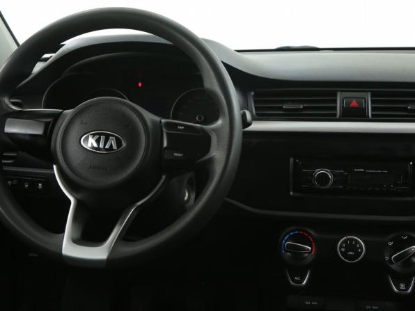 Kia Rio IV с пробегом 2018 года, цена 1 025 000 рублей, 98097 км, седан, Автокод Объявления