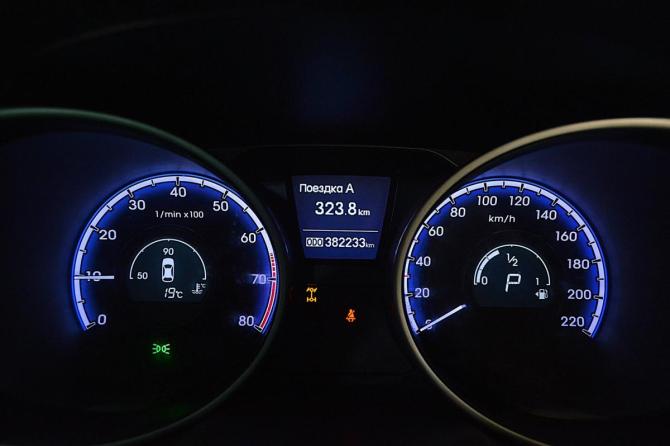 Hyundai ix35 I с пробегом 2011 года, цена 700 000 рублей, 380000 км, внедорожник, Автокод Объявления