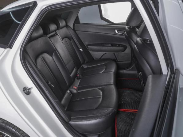Kia Optima IV Рестайлинг с пробегом 2018 года, цена 1 499 000 рублей, 210576 км, седан, Автокод Объявления