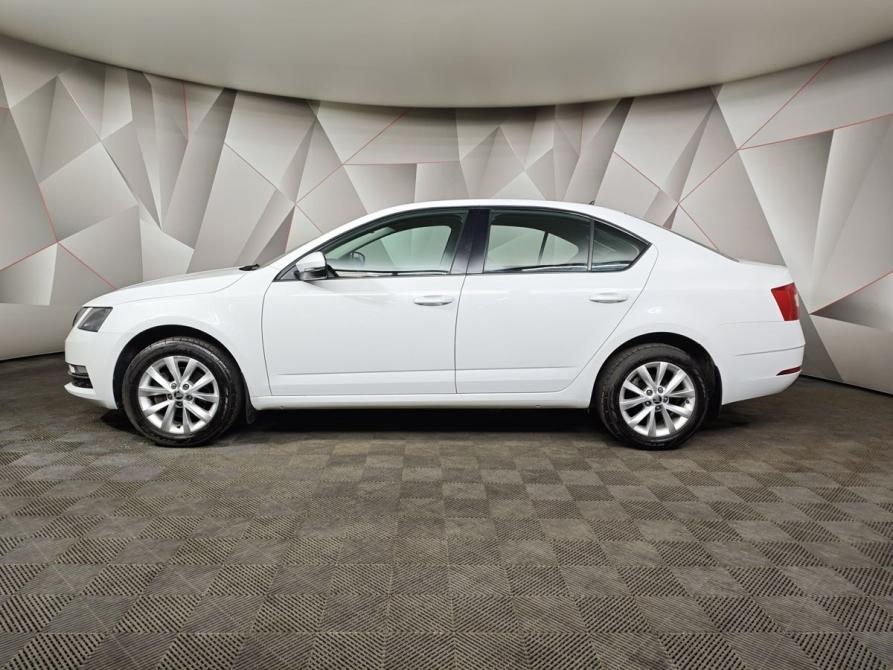 Skoda Octavia III (A7) Рестайлинг Москва  - изображение 5