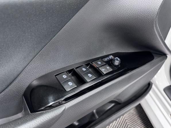 Toyota Camry VIII (XV70) с пробегом 2019 года, цена 2 550 000 рублей, 77784 км, седан, Автокод Объявления