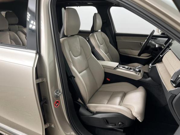 Volvo XC90 II Рестайлинг 2 с пробегом 2025 года, цена 10 350 900 рублей, 4164 км, внедорожник, Автокод Объявления