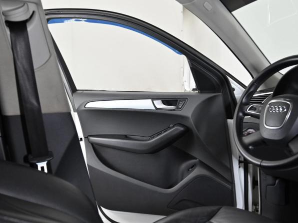 Audi Q5 I (8R) с пробегом 2011 года, цена 949 000 рублей, 153000 км, внедорожник, Автокод Объявления