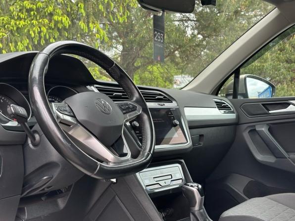 Volkswagen Tiguan II Рестайлинг с пробегом 2021 года, цена 3 449 000 рублей, 74262 км, внедорожник, Автокод Объявления