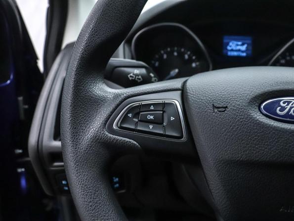 Ford Focus III Рестайлинг с пробегом 2016 года, цена 899 000 рублей, 132060 км, седан, Автокод Объявления