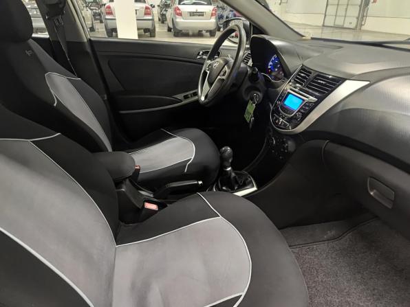 Hyundai Solaris I с пробегом 2013 года, цена 715 000 рублей, 150185 км, седан, Автокод Объявления