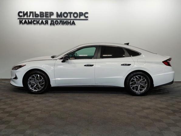 Hyundai Sonata VIII (DN8) с пробегом 2021 года, цена 2 400 000 рублей, 67346 км, седан, Автокод Объявления