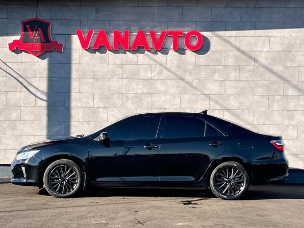 Toyota Camry VII (XV50) Рестайлинг 2 с пробегом 2017 года, цена 2 185 000 рублей, 179794 км, седан, Автокод Объявления
