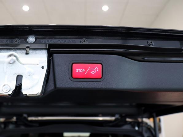 Mercedes-Benz V-Класс III (W447) Рестайлинг 2 с пробегом 2025 года, цена 12 990 000 рублей, 11385 км, минивэн, Автокод Объявления