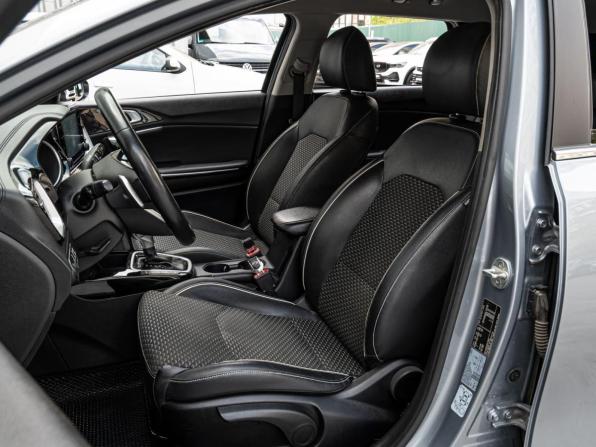 Kia Ceed III Рестайлинг с пробегом 2022 года, цена 2 220 000 рублей, 85948 км, универсал, Автокод Объявления