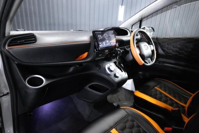 Toyota Sienta II с пробегом 2016 года, цена 1 099 000 рублей, 234810 км, минивэн, Автокод Объявления