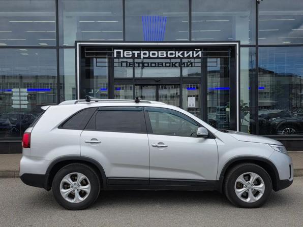 Kia Sorento II Рестайлинг с пробегом 2017 года, цена 1 760 000 рублей, 223631 км, внедорожник, Автокод Объявления