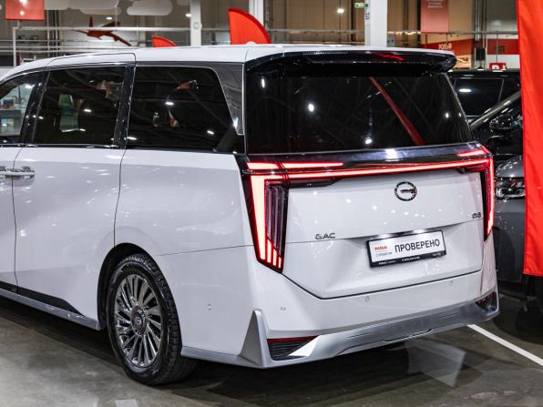 GAC M8 с пробегом 2023 года, цена 3 950 000 рублей, 37525 км, минивэн, Автокод Объявления