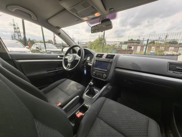 Volkswagen Jetta V с пробегом 2009 года, цена 359 000 рублей, 302173 км, седан, Автокод Объявления
