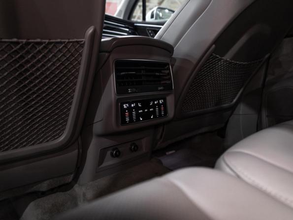 Audi Q7 II (4M) Рестайлинг с пробегом 2021 года, цена 6 799 700 рублей, 131977 км, внедорожник, Автокод Объявления