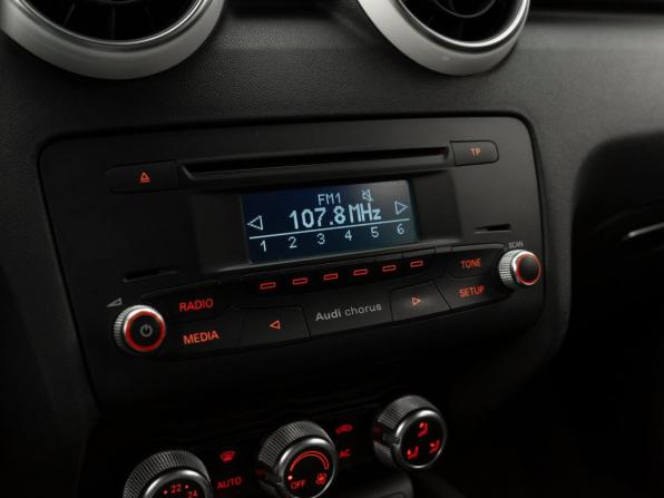 Audi A1 I (8X) с пробегом 2012 года, цена 1 080 000 рублей, 118968 км, хэтчбек, Автокод Объявления