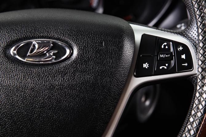 Lada (ВАЗ) Vesta I с пробегом 2019 года, цена 969 000 рублей, 94700 км, седан, Автокод Объявления